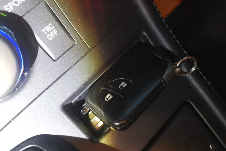 Used Lexus CT 2014 CT200h Elite Edition Monochrome Vehicle Key