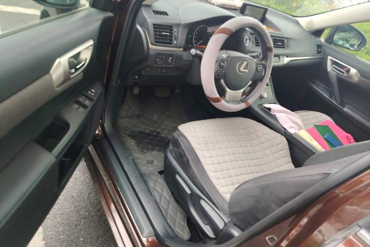 Used Lexus CT 2014 CT200h Comfort Edition Monochrome Driver Seat