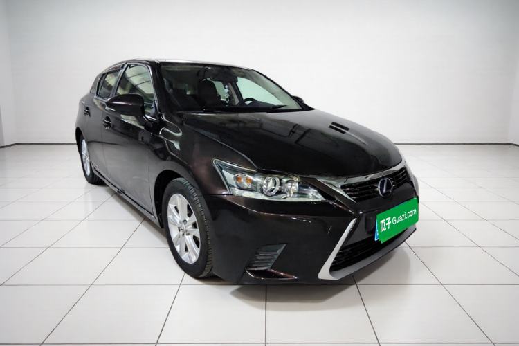 Used Lexus CT 2014 CT200h Elite Edition Monochrome Exterior 2