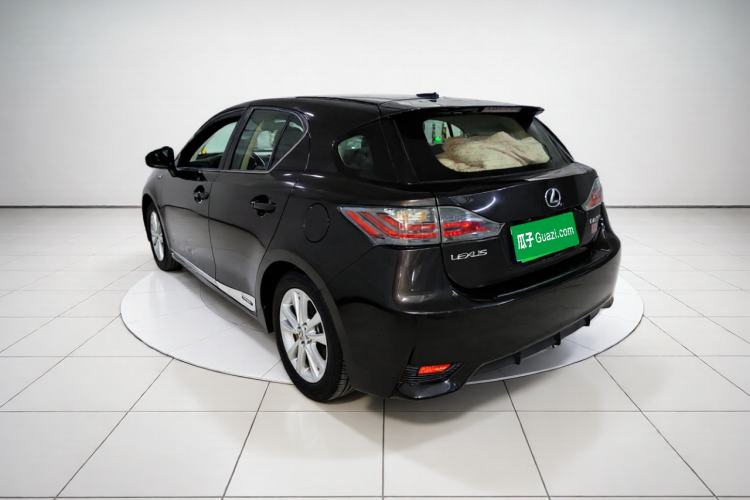 Used Lexus CT 2014 CT200h Elite Edition Monochrome Exterior 3