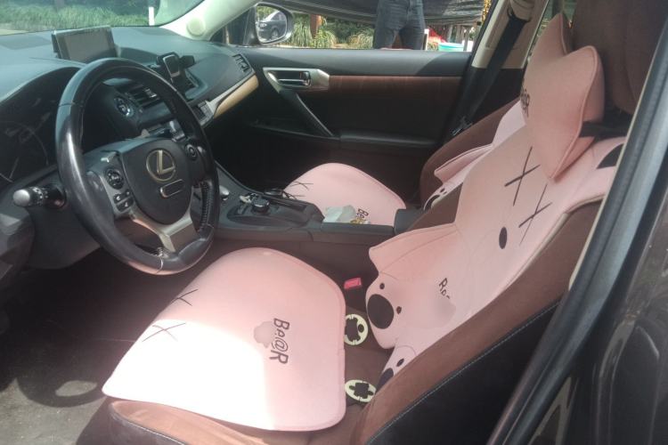 Used Lexus CT 2014 CT200h Elite Edition Monochrome Left Front Seat