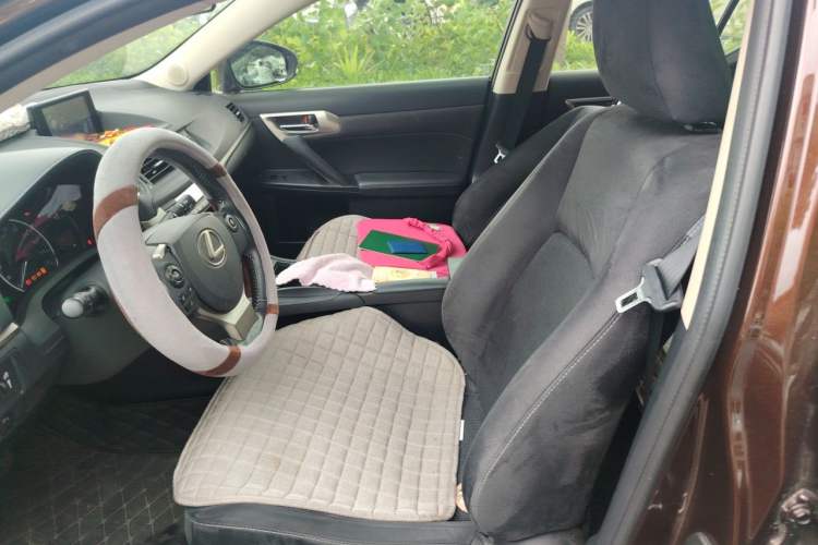 Used Lexus CT 2014 CT200h Comfort Edition Monochrome Left Front Seat