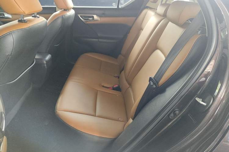 Used Lexus CT 2014 CT200h Comfort Edition Monochrome Left Rear Seat