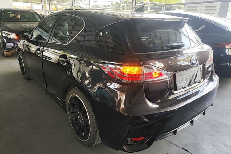 Used Lexus CT 2014 CT200h Comfort Edition Monochrome Rear Left 45 Deg