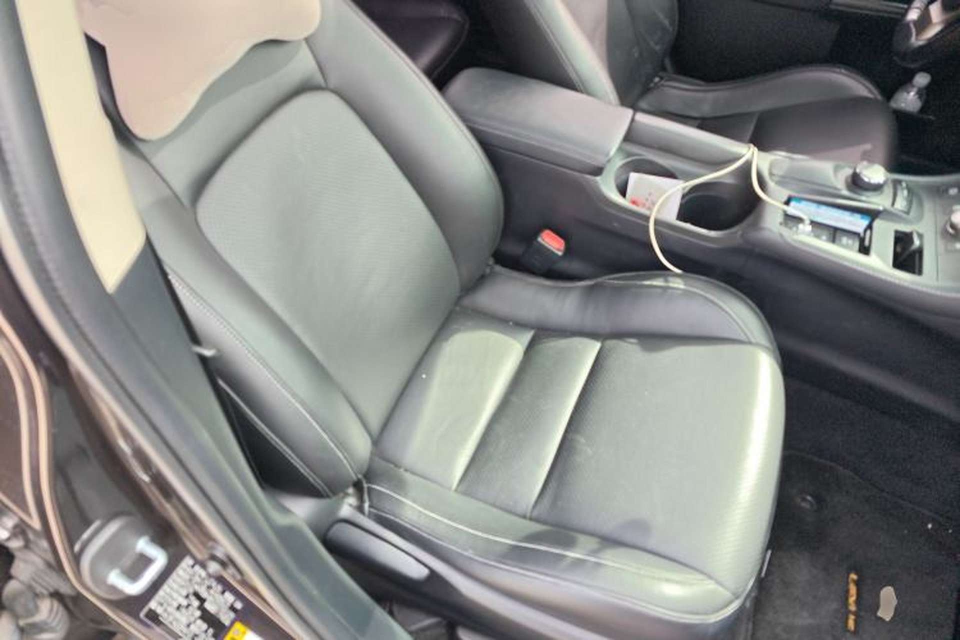 Used Lexus CT 2014 CT200h Comfort Edition Monochrome Right Front Seat