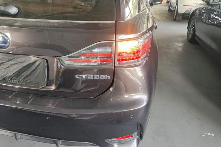 Used Lexus CT 2014 CT200h Comfort Edition Monochrome Right Rear Taillight