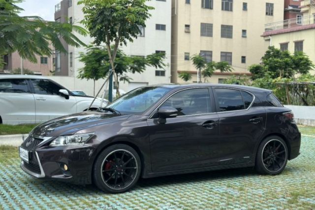 Used Lexus CT 2014 CT200h Comfort Edition Monochrome