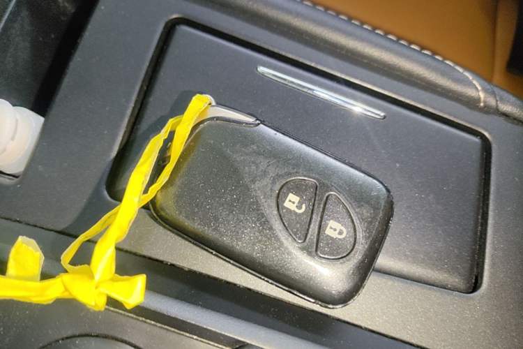 Used Lexus CT 2014 CT200h Comfort Edition Monochrome Vehicle Key