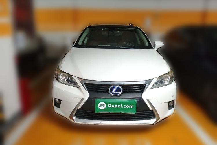 Used Lexus CT 2014 CT200h Comfort Edition Two-Tone Front