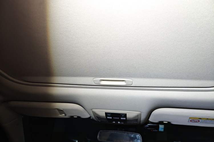 Used Lexus CT 2014 CT200h Comfort Edition Two-Tone Headliner
