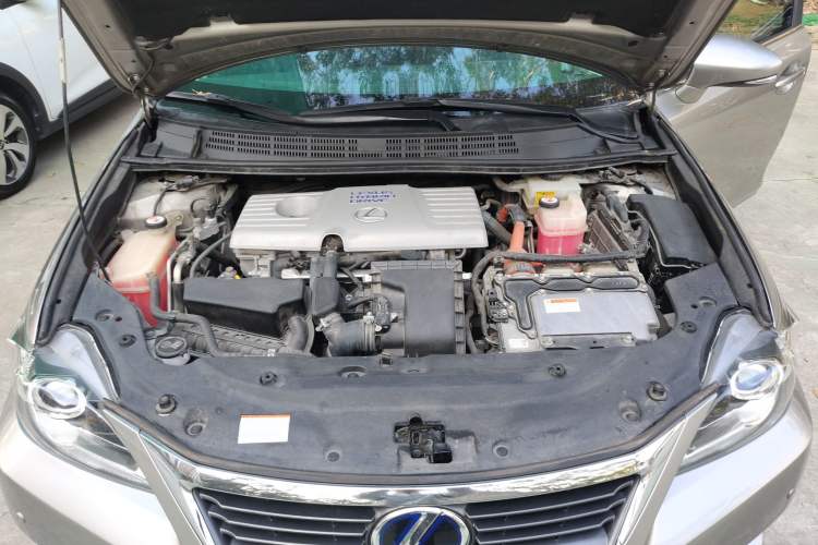 Used Lexus CT 2014 CT200h Elite Edition Monochrome Engine Bay