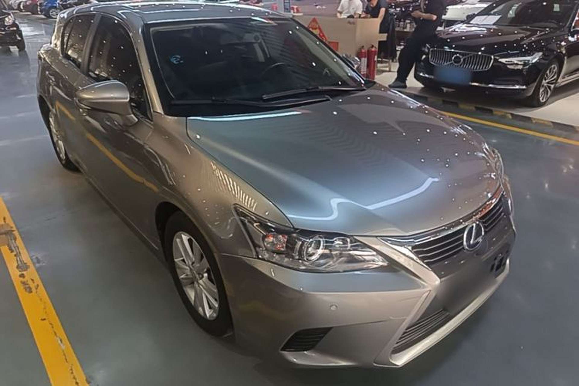 Used Lexus CT 2014 CT200h Elite Edition Monochrome Exterior 1