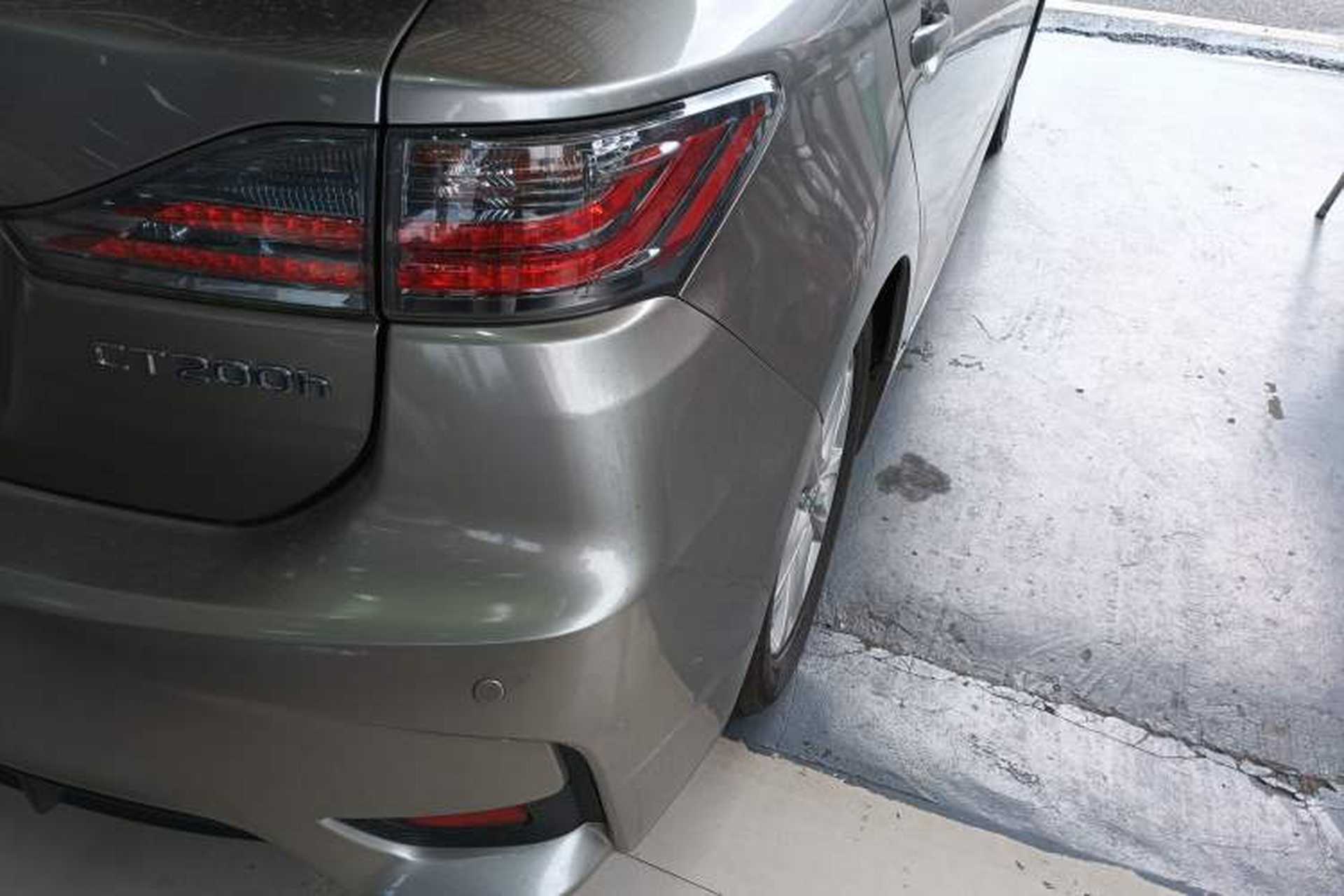 Used Lexus CT 2014 CT200h Elite Edition Monochrome Exterior 6