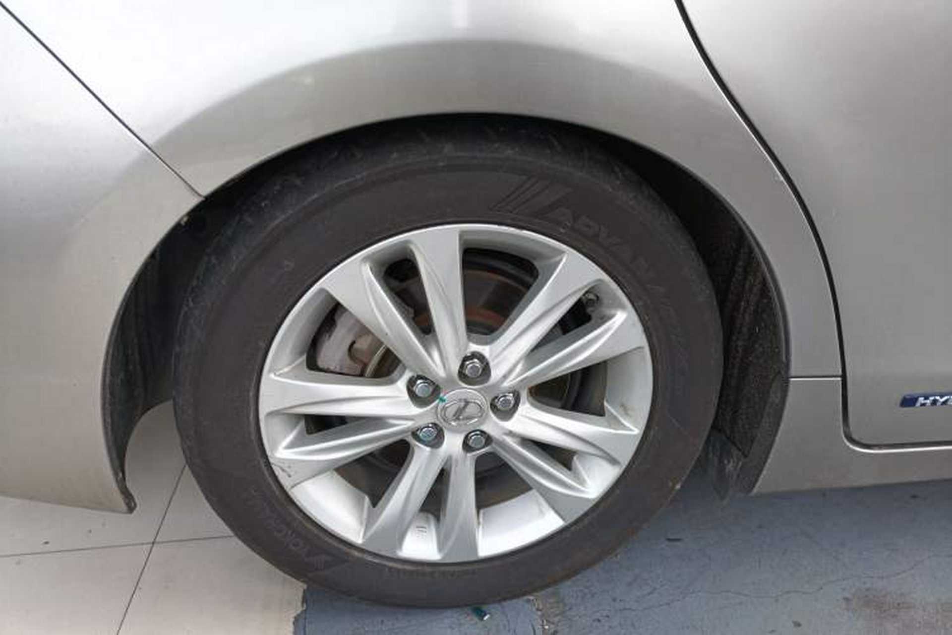 Used Lexus CT 2014 CT200h Elite Edition Monochrome Exterior 8