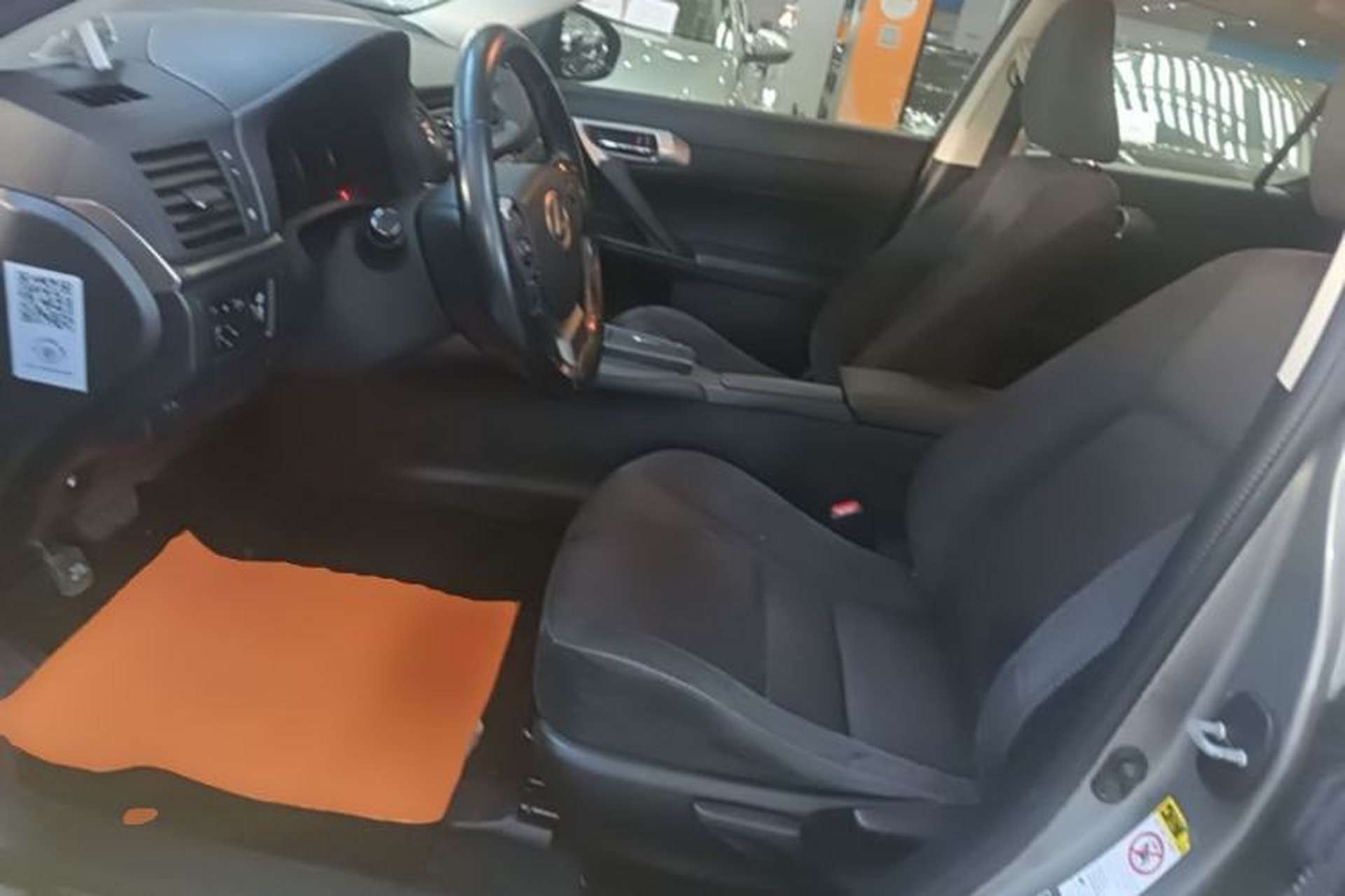 Used Lexus CT 2014 CT200h Elite Edition Monochrome Left Front Seat