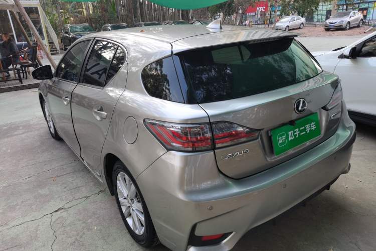 Used Lexus CT 2014 CT200h Elite Edition Monochrome Rear Left 45 Deg