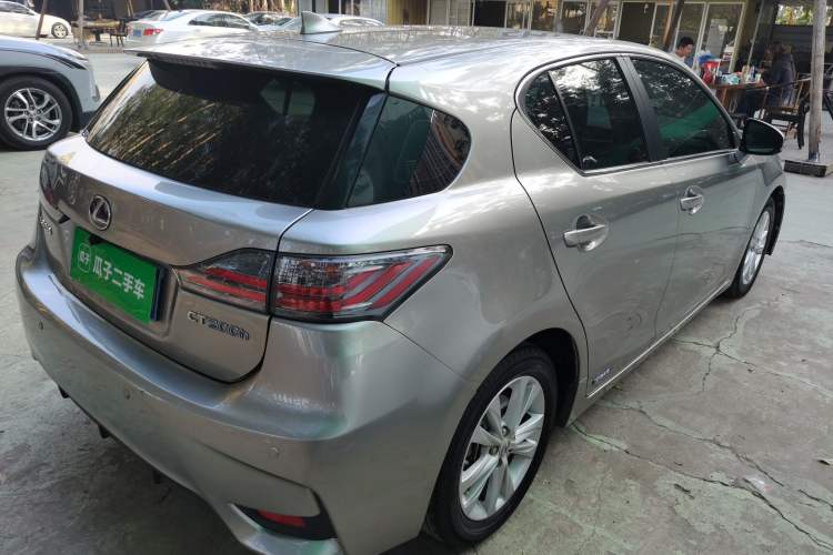 Used Lexus CT 2014 CT200h Elite Edition Monochrome Rear Right 45 Deg
