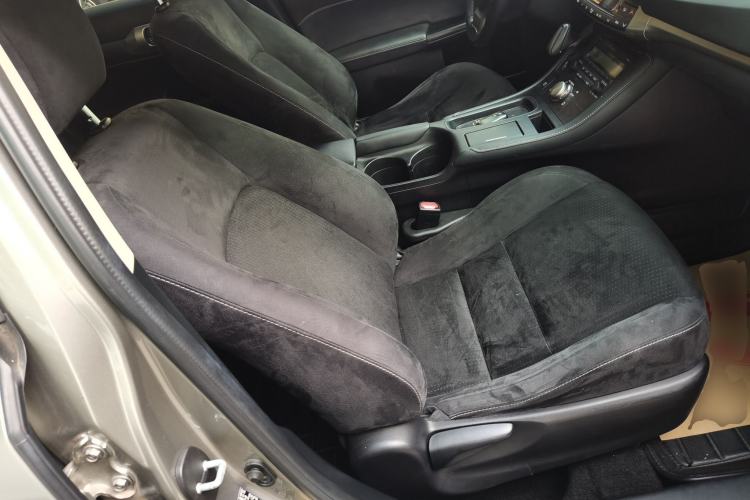 Used Lexus CT 2014 CT200h Elite Edition Monochrome Right Front Seat