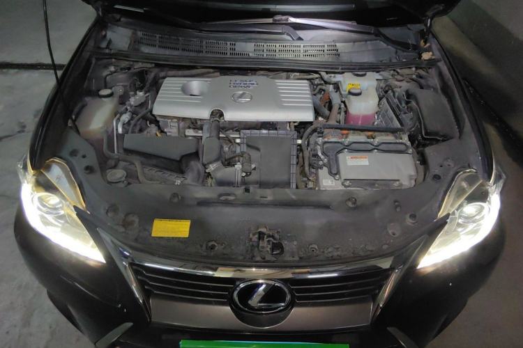 Used Lexus CT 2014 CT200h Elite Edition Monochrome Engine Bay
