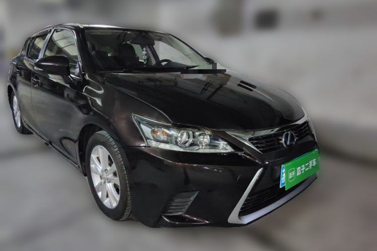 Used Lexus CT 2014 CT200h Elite Edition Monochrome Front Right 45 Deg