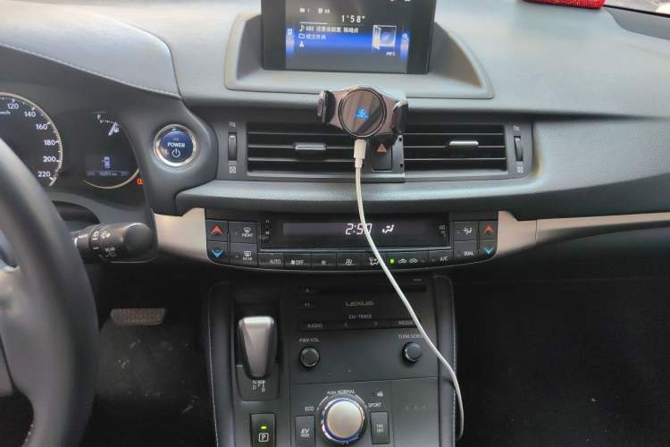 Used Lexus CT 2014 CT200h Comfort Edition Monochrome Audio And AC Panel