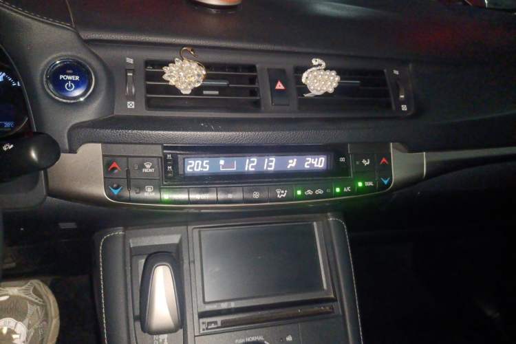 Used Lexus CT 2014 CT200h Elite Edition Monochrome Audio And AC Panel