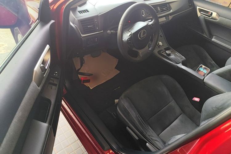 Used Lexus CT 2014 CT200h Comfort Edition Monochrome Driver Seat