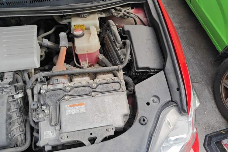 Used Lexus CT 2014 CT200h Elite Edition Monochrome Engine Bay Left