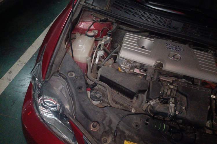 Used Lexus CT 2014 CT200h Elite Edition Monochrome Engine Bay Right