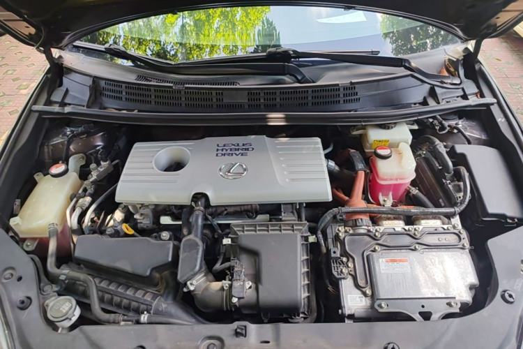 Used Lexus CT 2014 CT200h Elite Edition Monochrome Engine Bay
