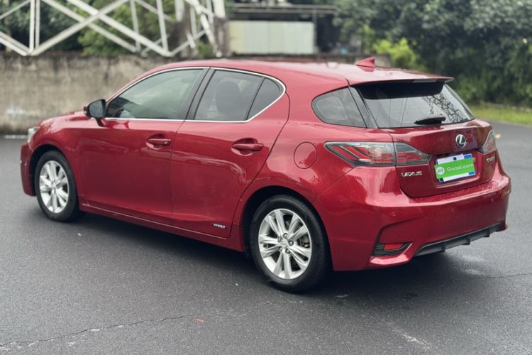 Used Lexus CT 2014 CT200h Comfort Edition Monochrome Exterior 1