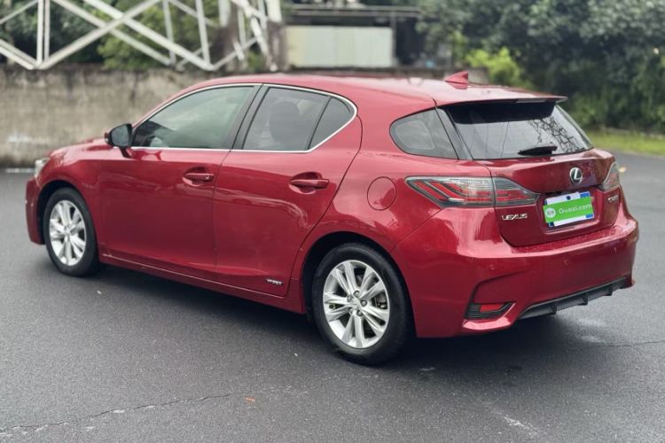 Used Lexus CT 2014 CT200h Comfort Edition Monochrome Exterior 1