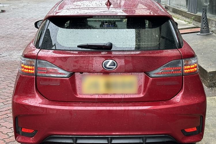 Used Lexus CT 2014 CT200h Comfort Edition Monochrome Exterior 3
