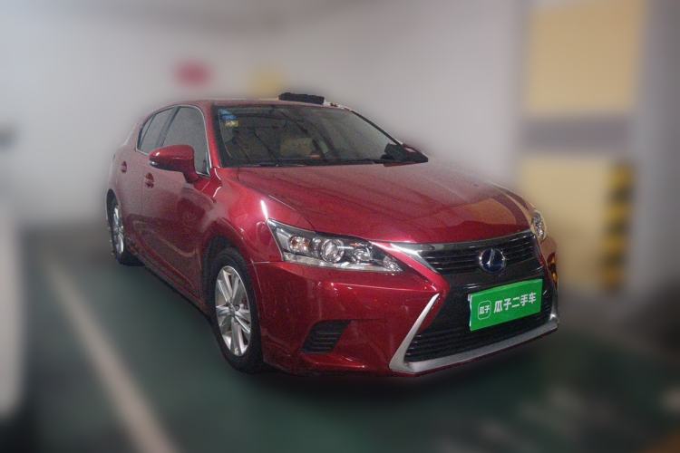 Used Lexus CT 2014 CT200h Elite Edition Monochrome Front Right 45 Deg