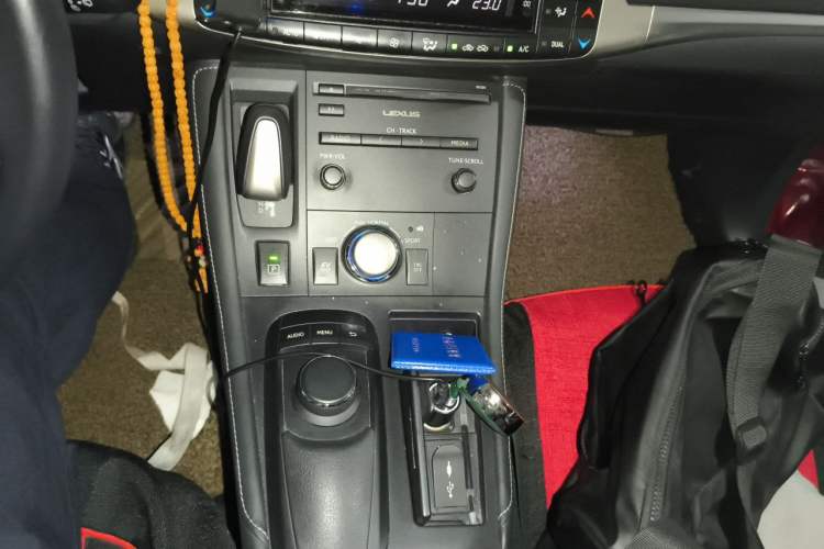 Used Lexus CT 2014 CT200h Comfort Edition Monochrome Gear Lever