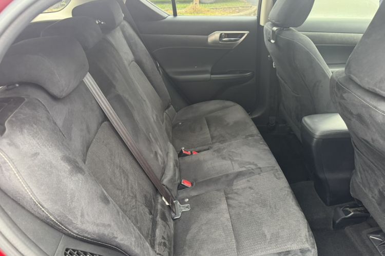 Used Lexus CT 2014 CT200h Comfort Edition Monochrome Interior 11
