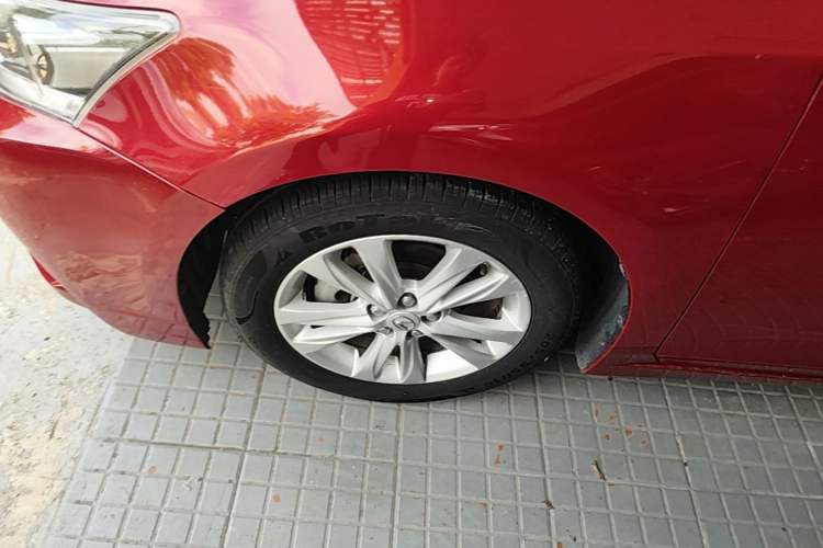 Used Lexus CT 2014 CT200h Comfort Edition Monochrome Left Front Wheel Hub