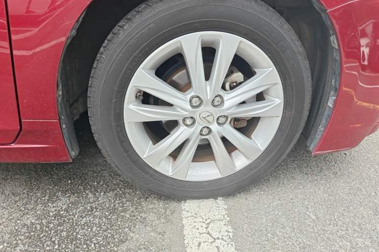 Used Lexus CT 2014 CT200h Elite Edition Monochrome Right Front Wheel Hub