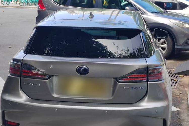 Used Lexus CT 2014 CT200h Elite Edition Monochrome Exterior 4