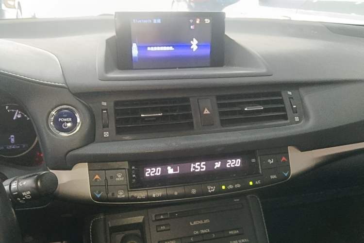 Used Lexus CT 2014 CT200h Comfort Edition Monochrome Audio And AC Panel