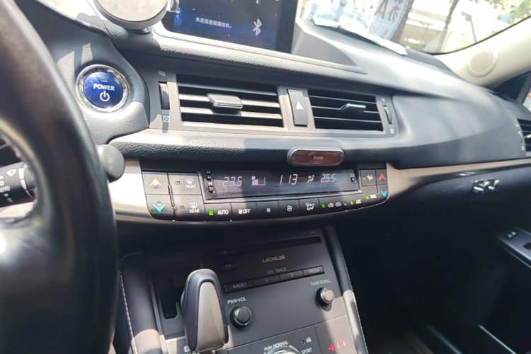 Used Lexus CT 2014 CT200h Comfort Edition Monochrome Audio And AC Panel