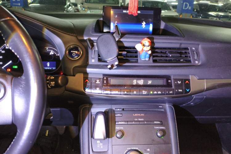 Used Lexus CT 2014 CT200h Comfort Edition Monochrome Audio And AC Panel