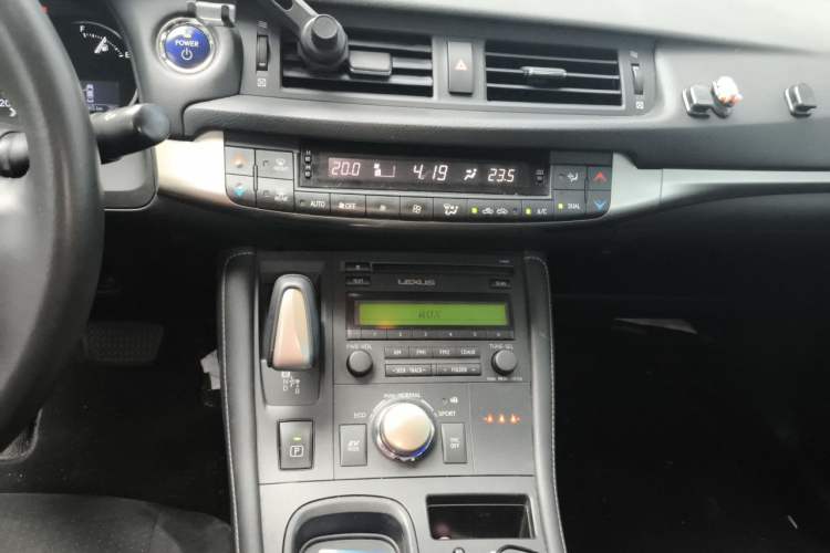 Used Lexus CT 2014 CT200h Elite Edition Monochrome Audio And AC Panel
