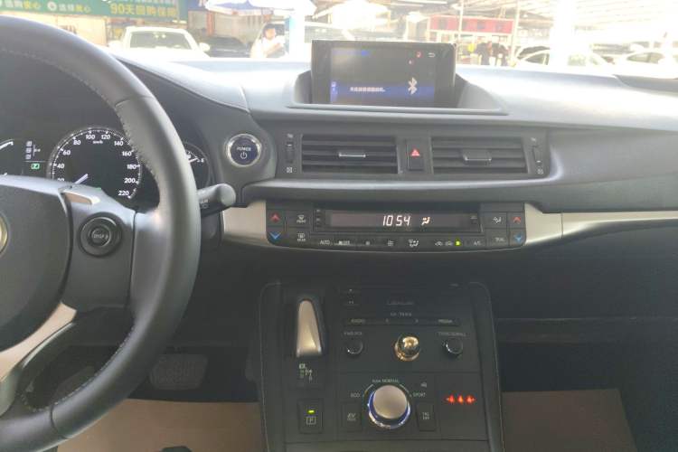 Used Lexus CT 2014 CT200h Comfort Edition Monochrome Audio And AC Panel