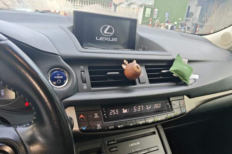 Used Lexus CT 2014 CT200h Comfort Edition Monochrome Audio And AC Panel