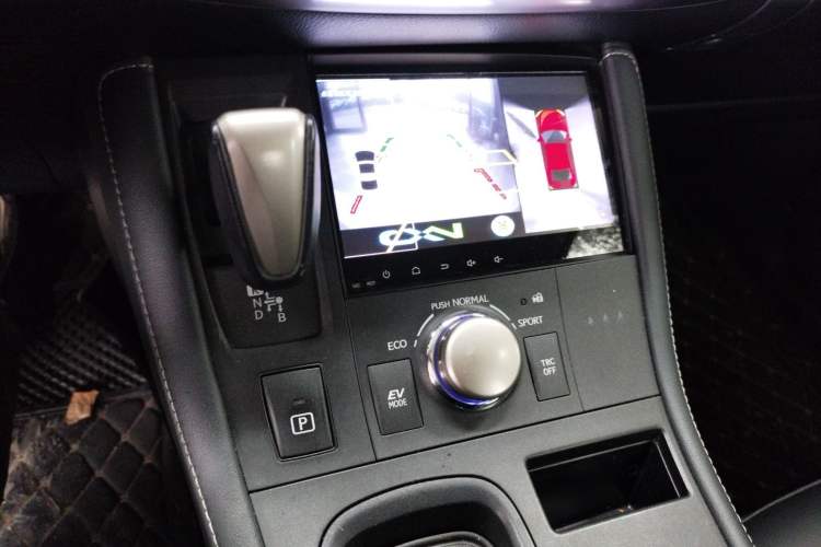 Used Lexus CT 2014 CT200h Elite Edition Monochrome Audio And AC Panel