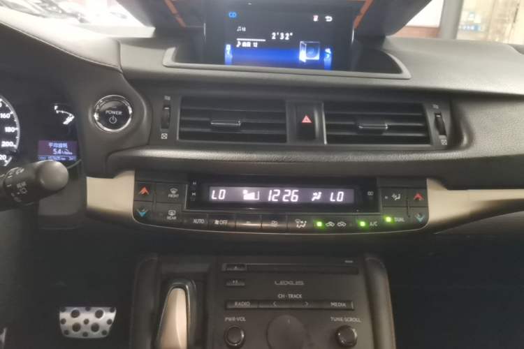 Used Lexus CT 2014 CT200h F-SPORT Monochrome Audio And AC Panel
