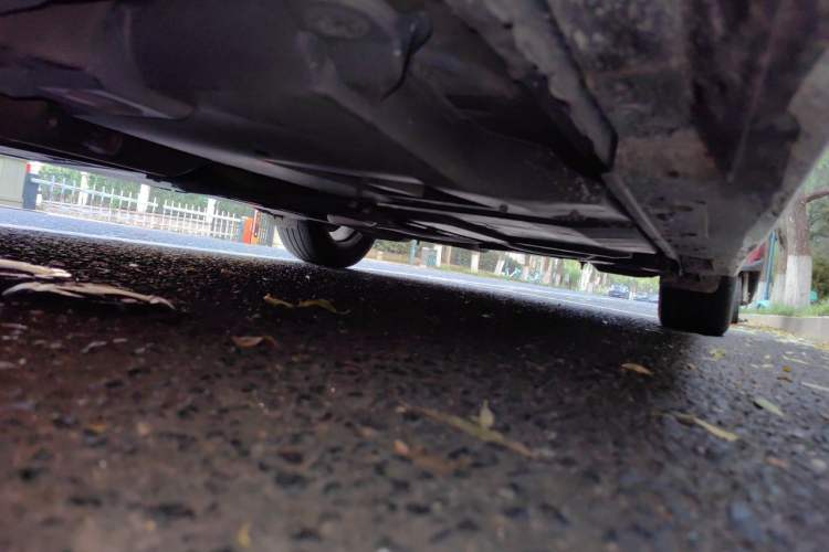 Used Lexus CT 2014 CT200h Comfort Edition Two-Tone Chassis Front Left