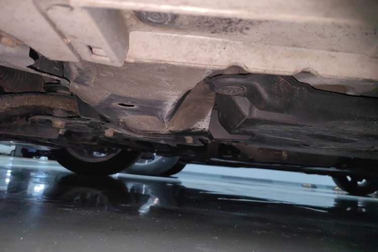 Used Lexus CT 2014 CT200h Comfort Edition Monochrome Chassis Front Left