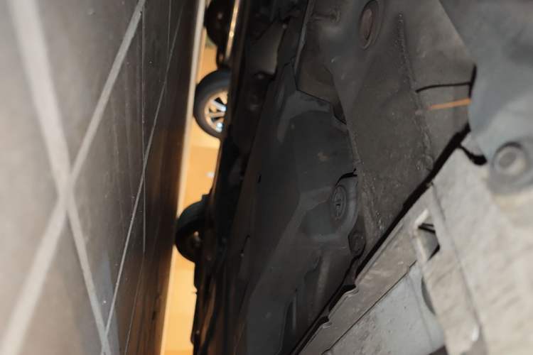 Used Lexus CT 2014 CT200h Elite Edition Monochrome Chassis Front Left